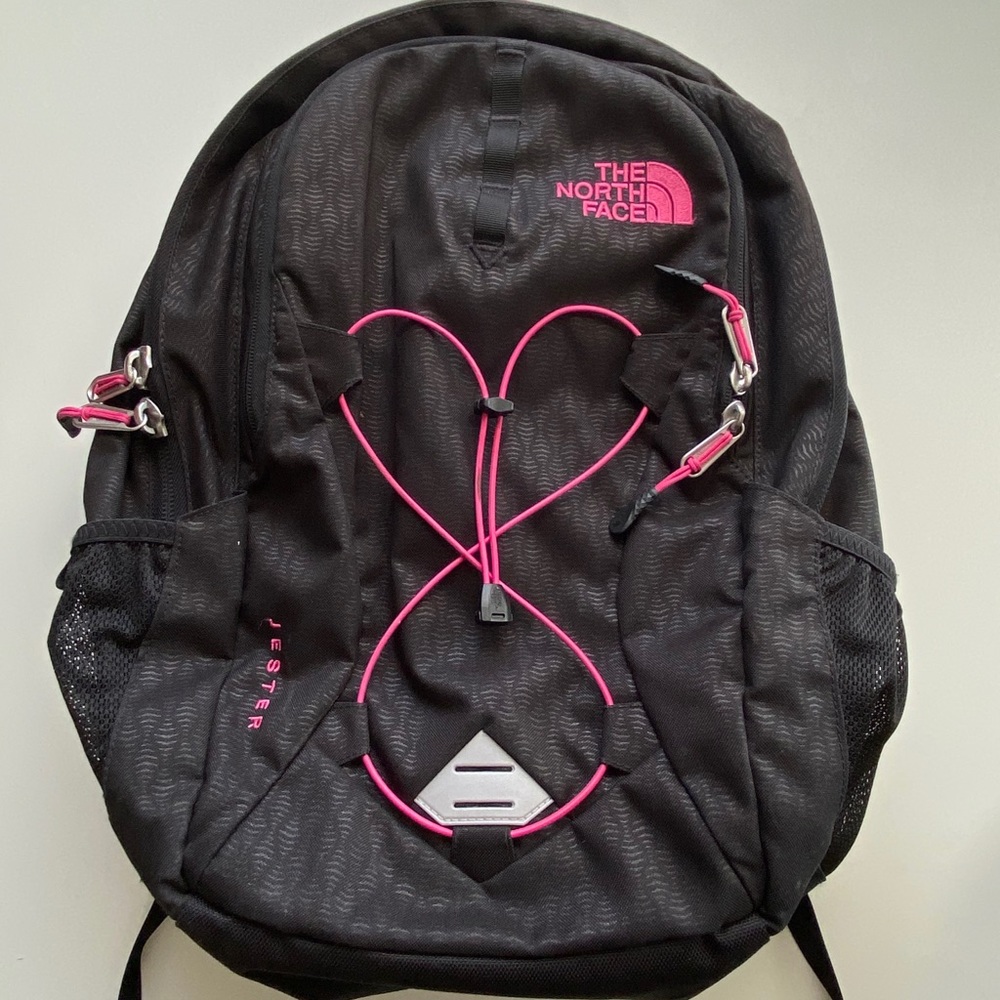 The North Face Pink Backpack 🖤💗